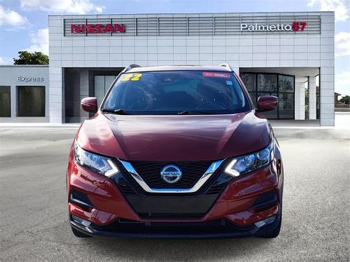 2022 Nissan Rogue Sport SV