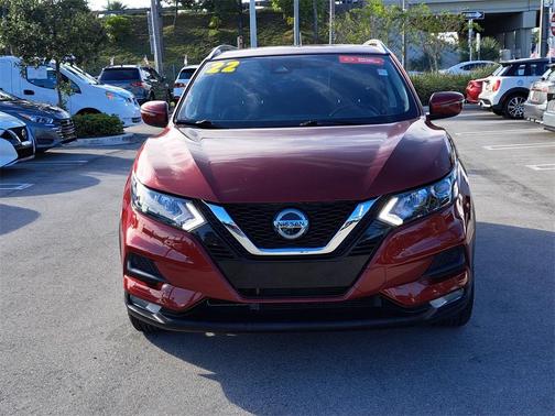 2022 Nissan Rogue Sport SV