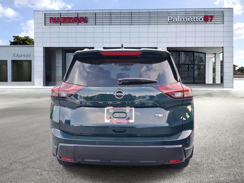 Obsidian Green 2026 Nissan Rogue Dark Armor