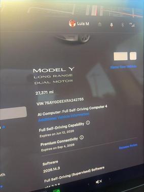 Pearl White Multi 2024 Tesla Model Y Long Range