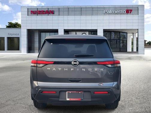 2025 Nissan Pathfinder S