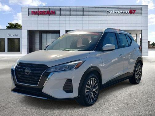 2022 Nissan Kicks SV