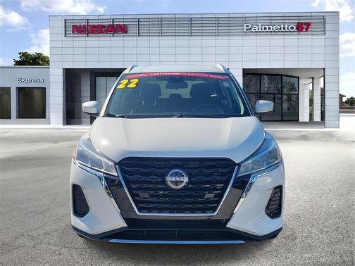 2022 Nissan Kicks SV