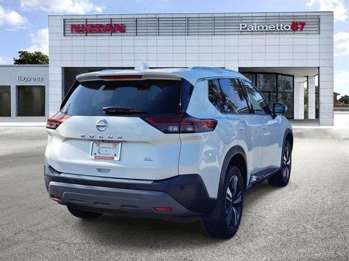 2021 Nissan Rogue SL