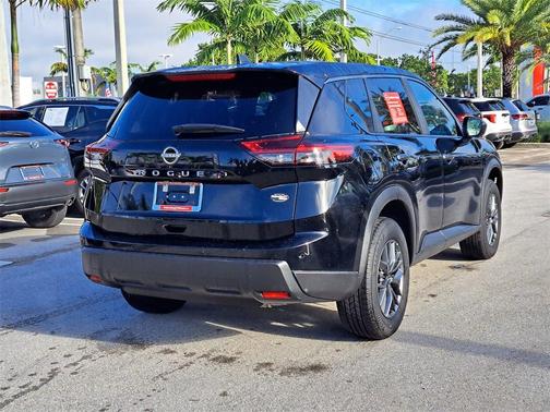 2025 Nissan Rogue S