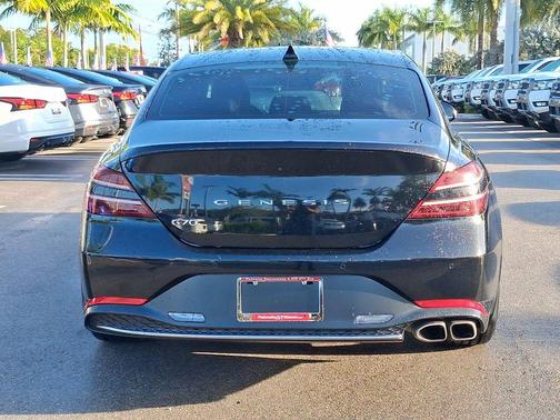 Vik Black 2022 Genesis G70 2.0T