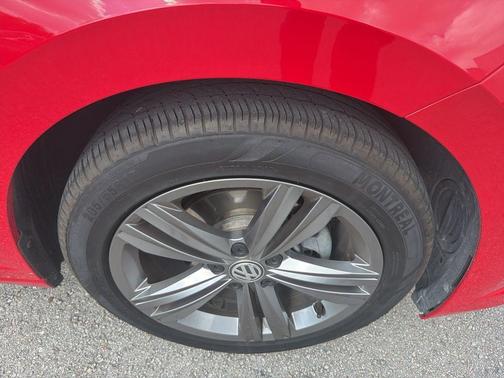 Tornado Red 2020 Volkswagen Jetta 1.4T R-Line