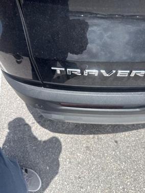 Mosaic Black Metallic 2025 Chevrolet Traverse LT