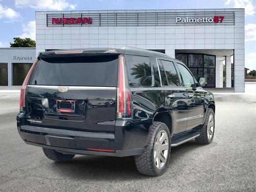 2018 Cadillac Escalade Luxury