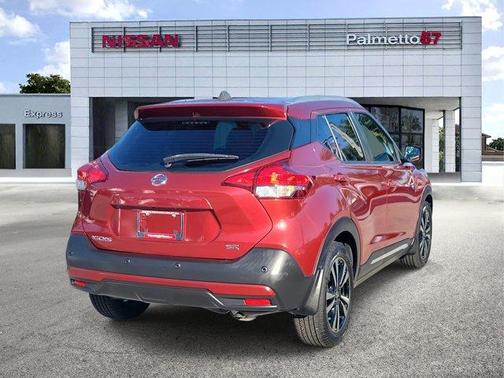 2020 Nissan Kicks SR