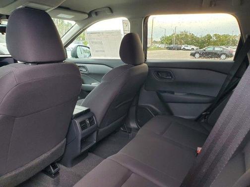 2025 Nissan Rogue S