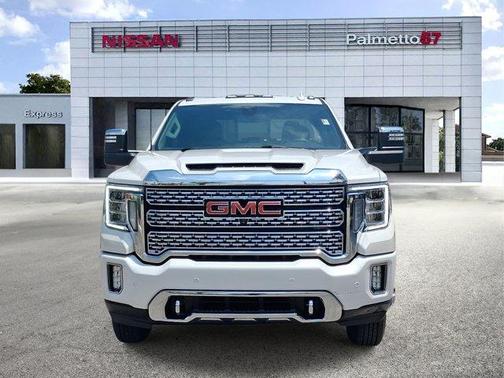 White Frost Tri-Coat 2023 GMC Sierra 3500 Denali