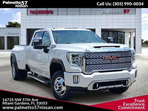 White Frost Tri-Coat 2023 GMC Sierra 3500 Denali