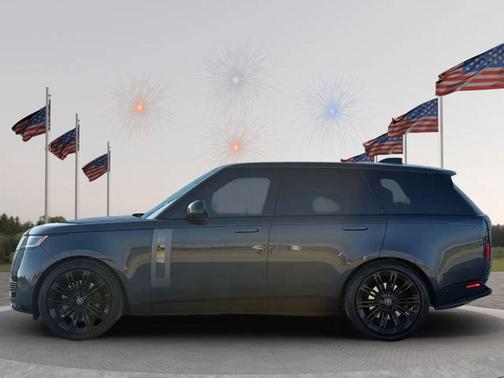 2024 Land Rover Range Rover P615 SV