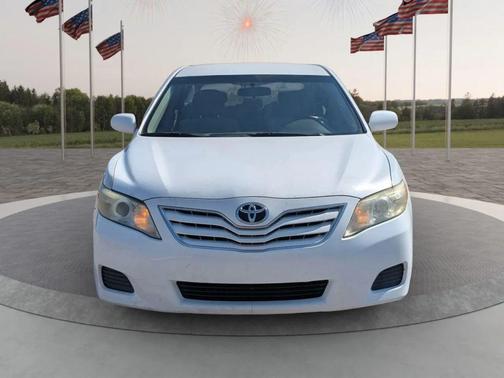 2010 Toyota Camry LE