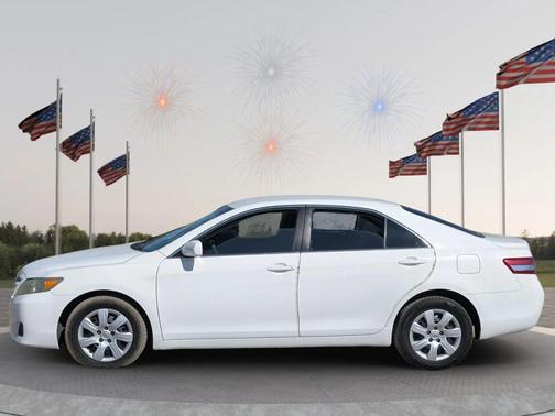 2010 Toyota Camry LE