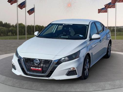 2022 Nissan Altima S FWD