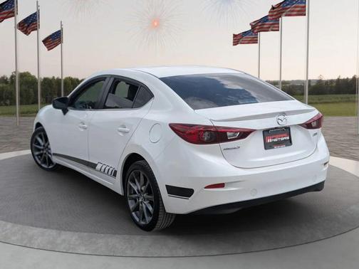 2018 Mazda Mazda3 Touring