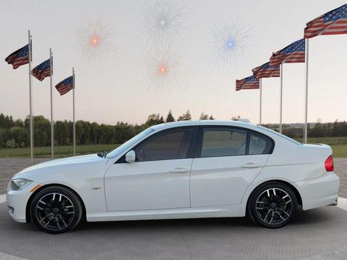 2011 BMW 328 328i Sedan 4D