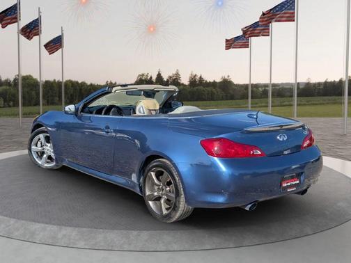 2009 INFINITI G37 Base