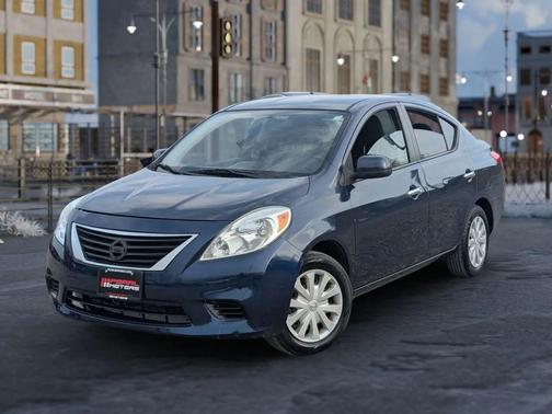2012 Nissan Versa 1.6 S
