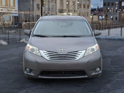 2011 Toyota Sienna Limited
