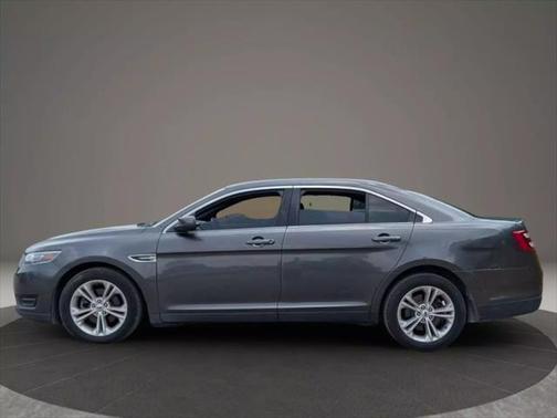 2016 Ford Taurus SEL