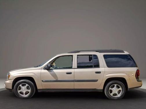 2004 Chevrolet TrailBlazer EXT LS
