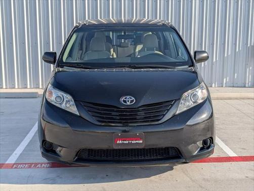 2014 Toyota Sienna L