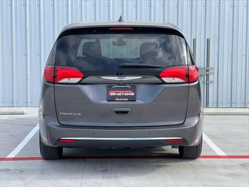 2019 Chrysler Pacifica Touring Plus