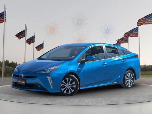 2022 Toyota Prius LE