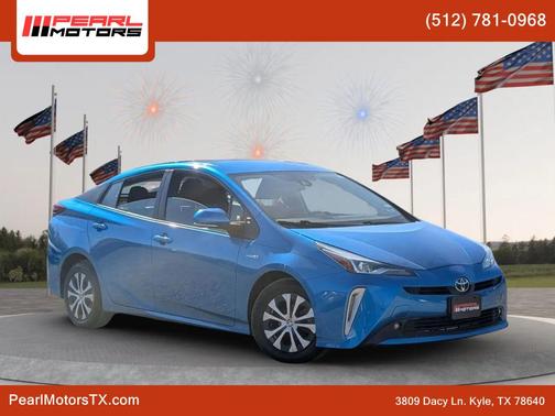 2022 Toyota Prius LE