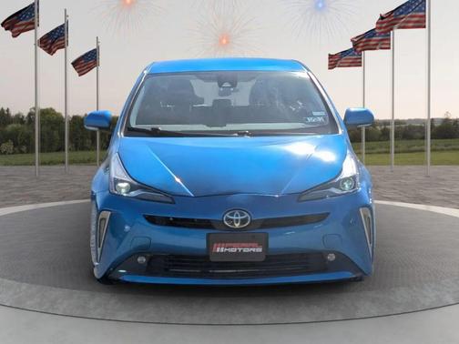 2022 Toyota Prius LE