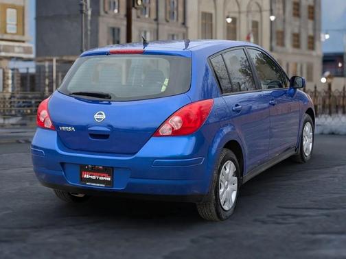 2012 Nissan Versa 1.8 S