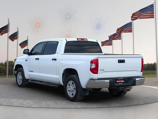2018 Toyota Tundra SR5