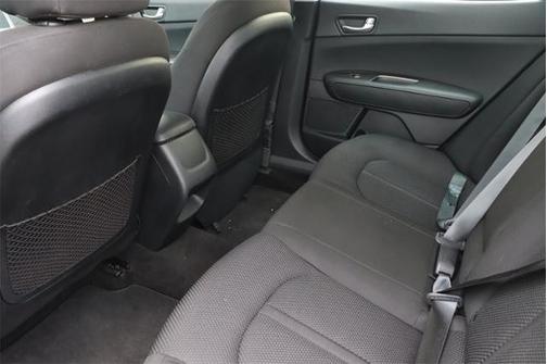 Photo 5 of 29 of 2020 Kia Optima LX