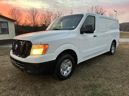 2018 Nissan NV Cargo NV2500 HD SV V6/SV V8