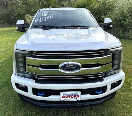 White 2019 Ford F-350 King Ranch