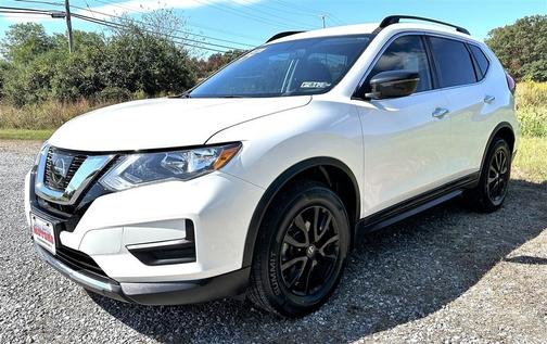 2017 Nissan Rogue SV