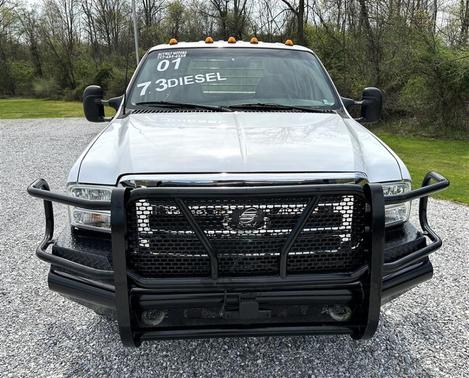 White 2001 Ford F-350 Super Duty