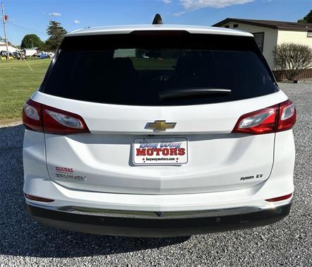 White 2018 Chevrolet Equinox 1LT