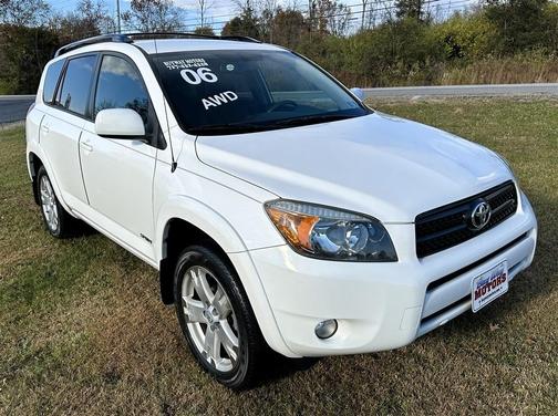 2006 Toyota RAV4 Sport