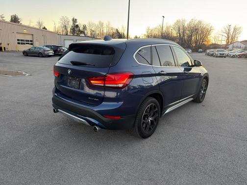 2021 BMW X1 xDrive28i