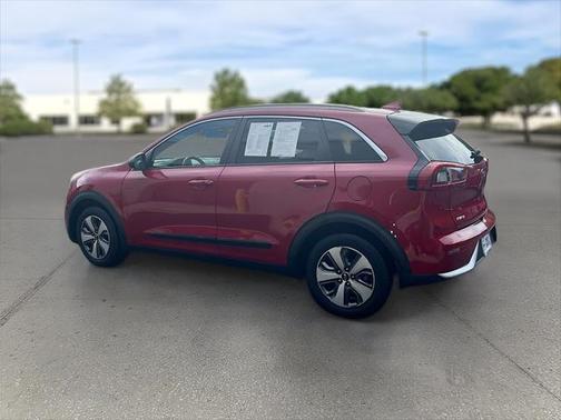 2017 Kia Niro LX