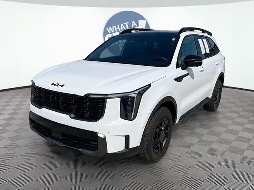 Glacial White Pearl 2025 Kia Sorento SX