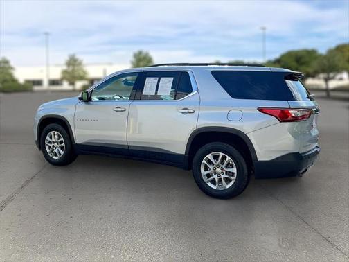 2021 Chevrolet Traverse LT Cloth