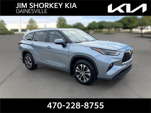 2024 Toyota Highlander XLE
