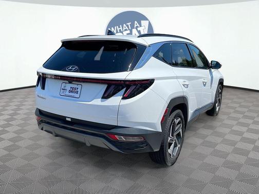 White Pearl 2024 Hyundai TUCSON Limited
