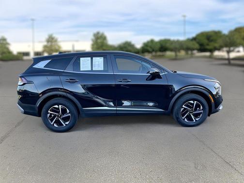 2024 Kia Sportage Hybrid LX