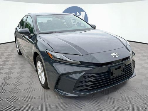 Underground 2025 Toyota Camry LE